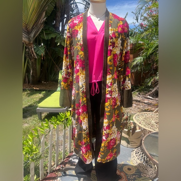 Floral Kimono XS/S New York & Company - Picture 2 of 8